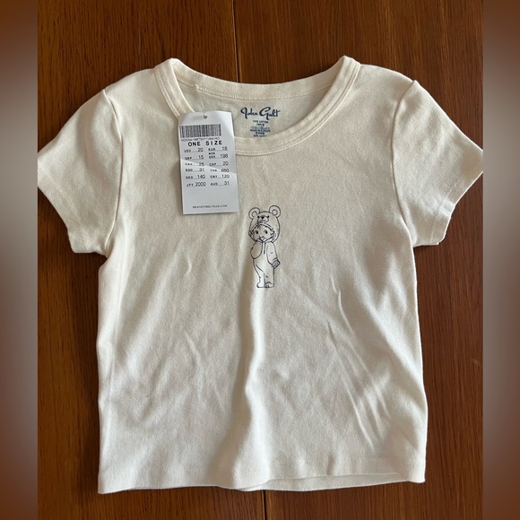 Brandy Melville Tops - Baby tee Y2K